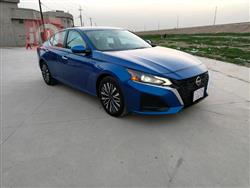 نيسان ألتيما